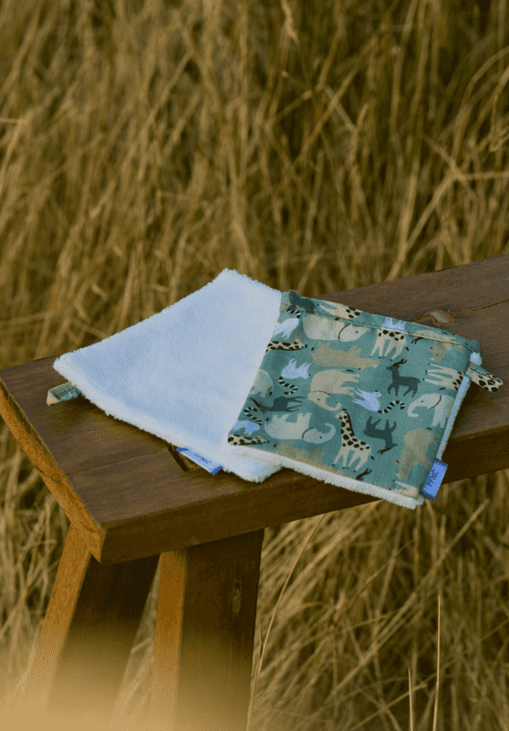 Washable make-up removal pads and gloves