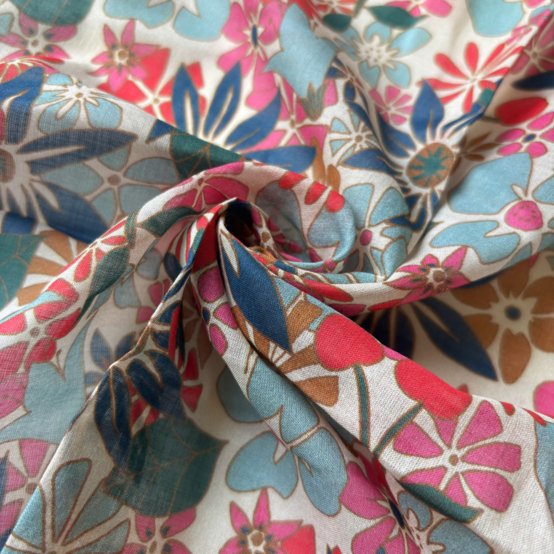 Cotton veil fabric cerise en fleur