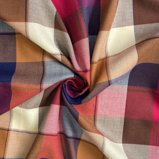 Cotton fabric ruby lurex tartan