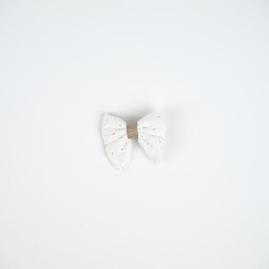 Mini bow tie clip starry white english embroidery 