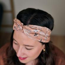 crossed headband oiseau bandana