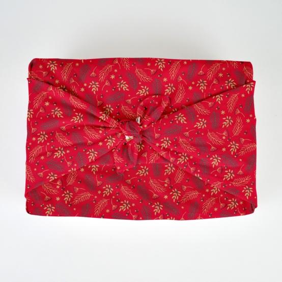 Furoshiki tall 73 x 73 ex2557 christmas mini holly foliage red gold