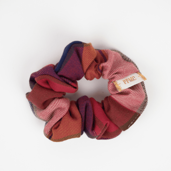 Small scrunchie ruby lurex tartan