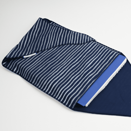 Fupochiki XL (29  x 34 cm) striped silver dark blue