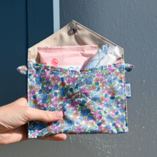 Medium envelope pocket pastel fleuri