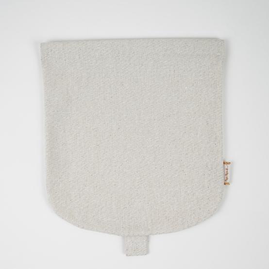 Flap of small shoulder bag beige pailleté