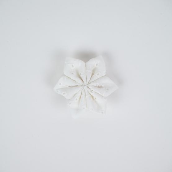 Star flower hairslide starry white english embroidery 