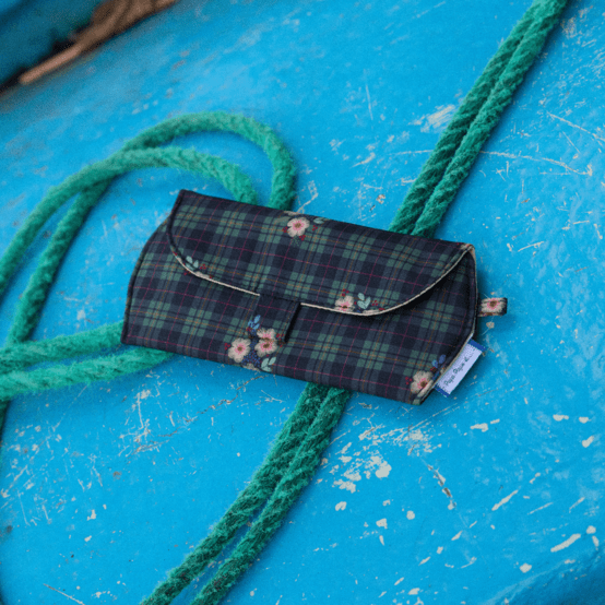 Glasses case tartan fleuri
