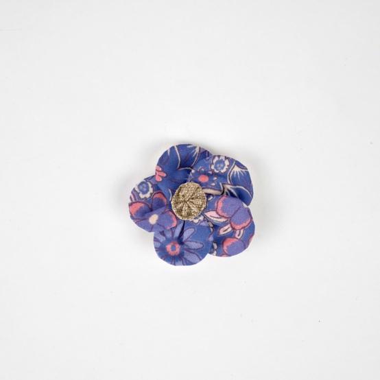 Mini Flower petal hair slide lavandula