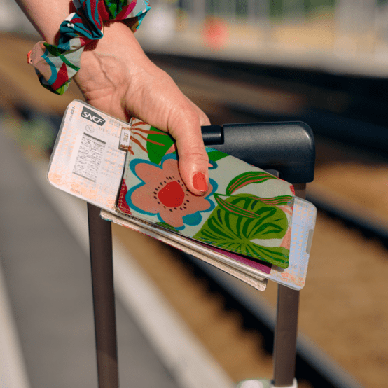 Passport cover fleurs des iles