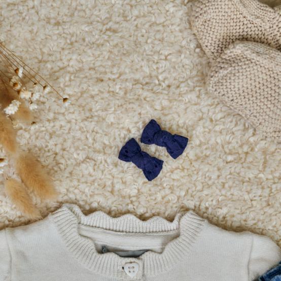 Small bows hair clips blue english embroidery