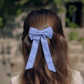 Medium ribbon hair clip oxford blue