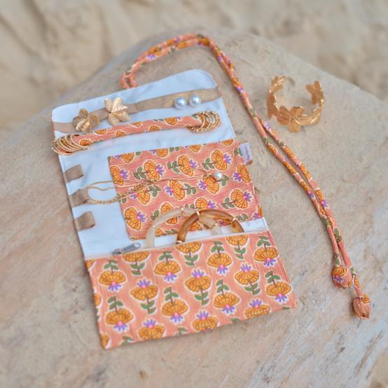 Jewelry pouch shanti