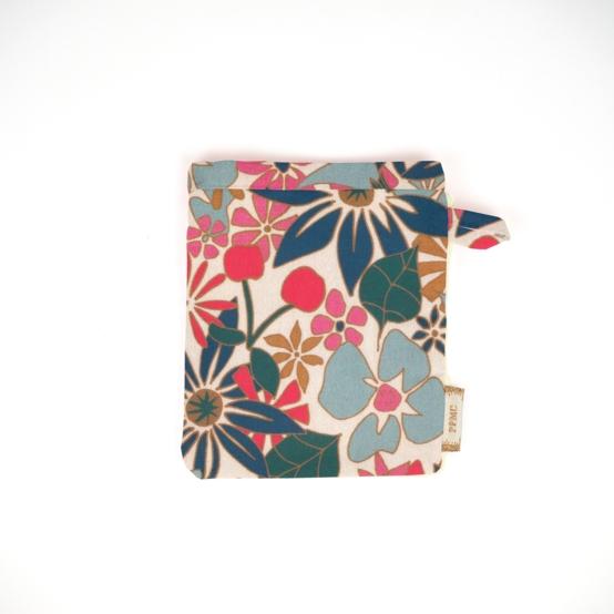 Make-up Remover Glove cerise en fleur