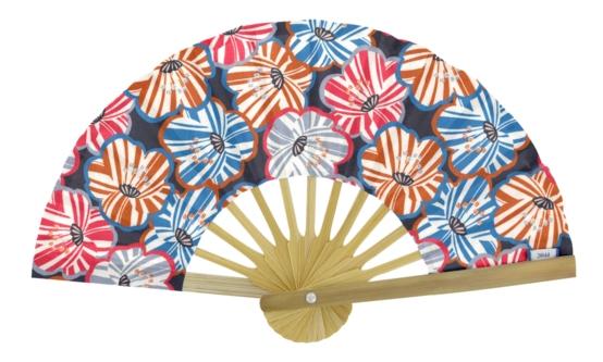 Hand-held fan anémones rayées