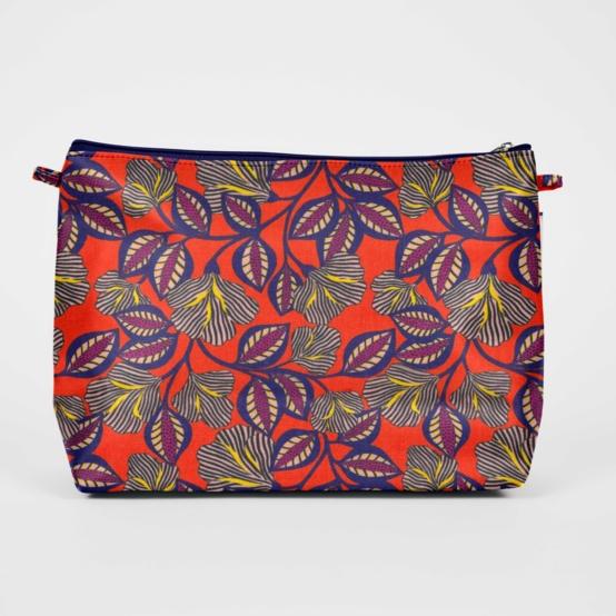 Cosmetic bag with flap calypso