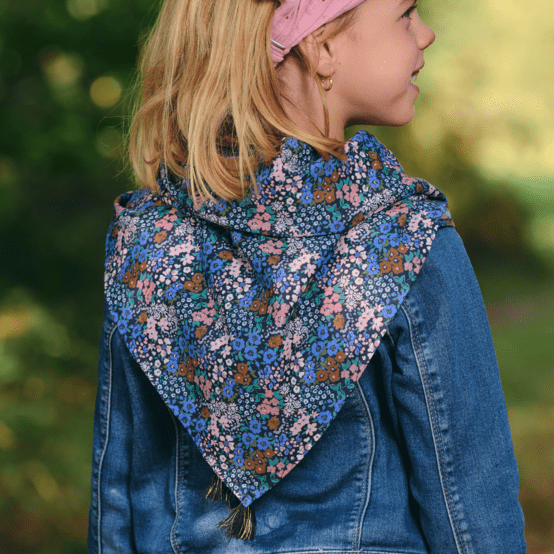 Small pom pom scarf monet lilas