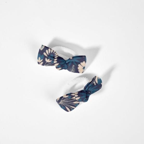 Small Elastics bows parade royale
