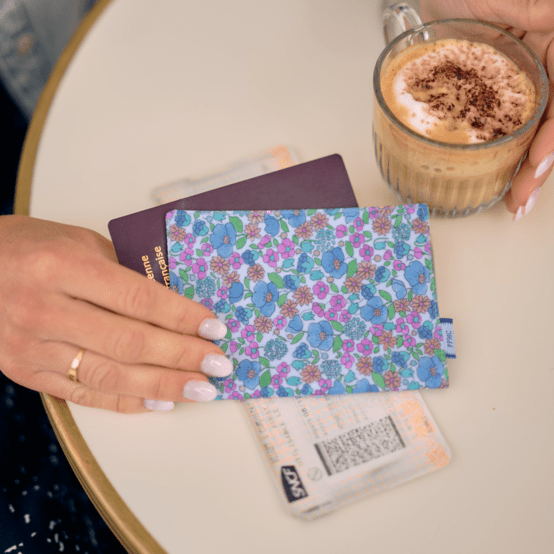 Passport cover pastel fleuri