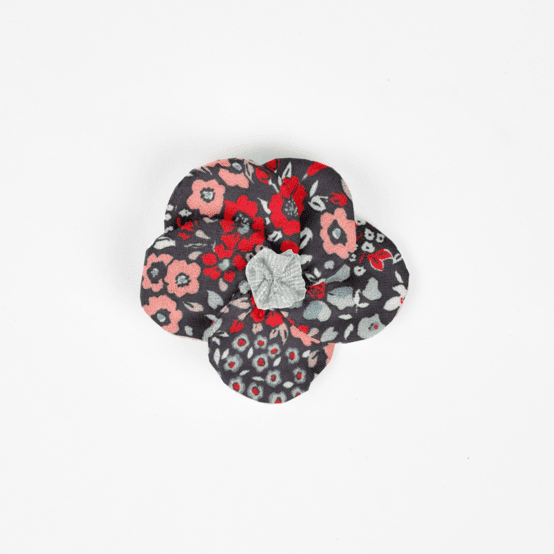 Flower petal hair slide small  jardin d'aurore