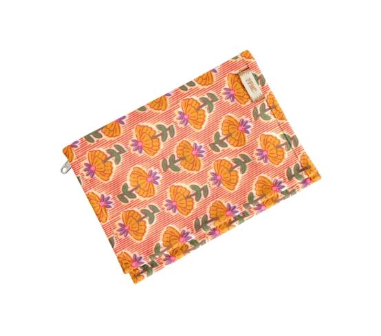 Compact wallet shanti