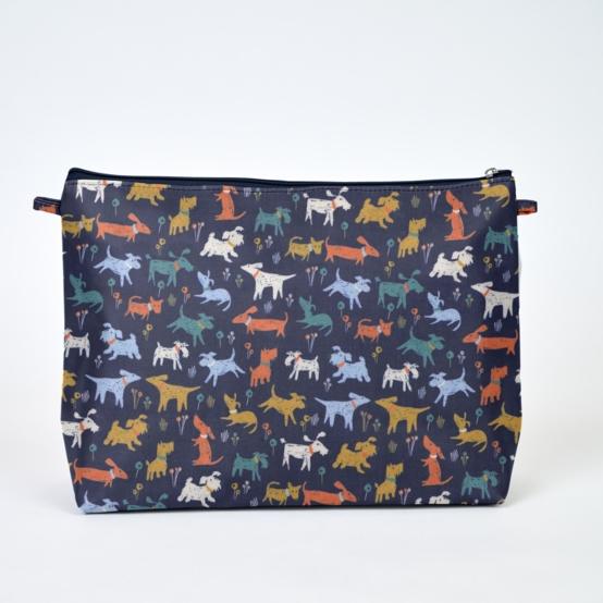 Cosmetic bag with flap copain canin