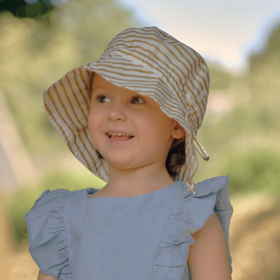 Sun hat adjustable-size T2 rayé or blanc