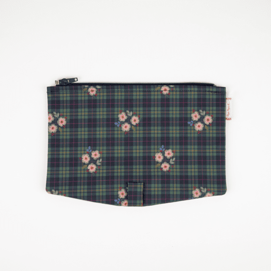 Flap of shoulder bag tartan fleuri