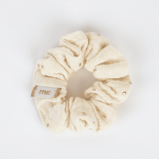 Small scrunchie gaze pois or écru