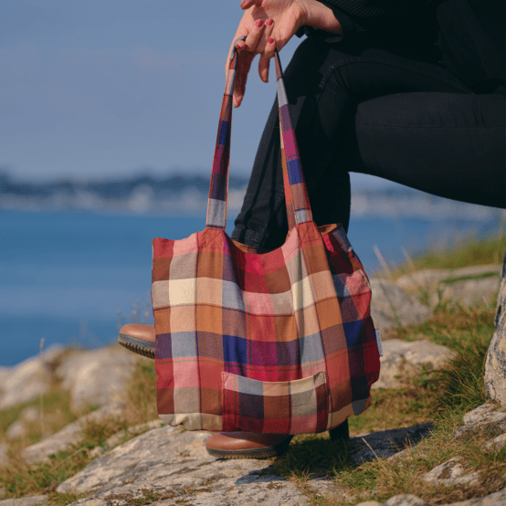 Foldable tote bag ruby lurex tartan