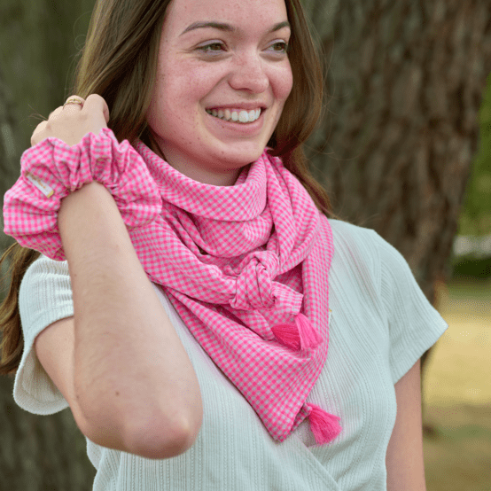 Pom pom scarf neon pink gingham