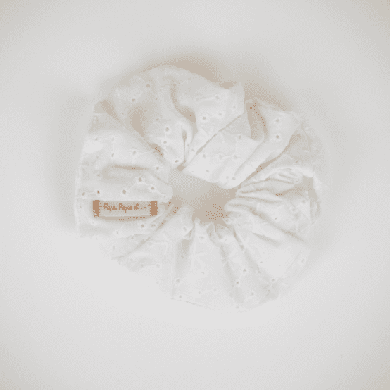 Scrunchie starry white english embroidery 