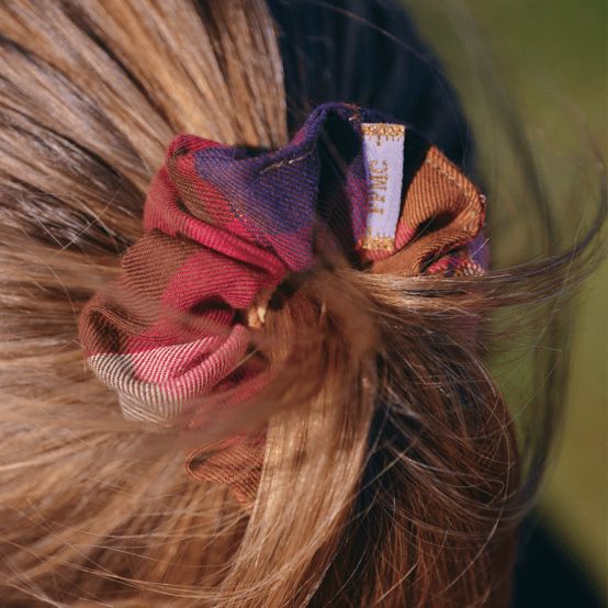 Small scrunchie ruby lurex tartan