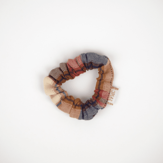 Mini Scrunchie ruby lurex tartan