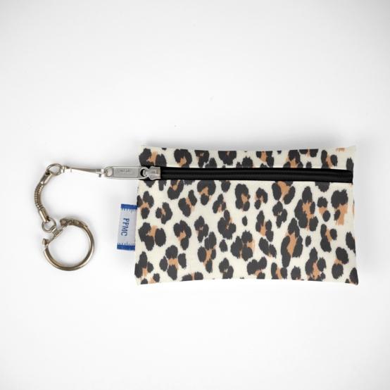 Keyring  wallet leopard