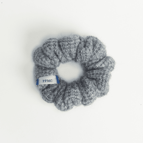 Small scrunchie blue-grey ribbed knit
