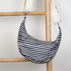 Half-moon bag striped  ivory navy