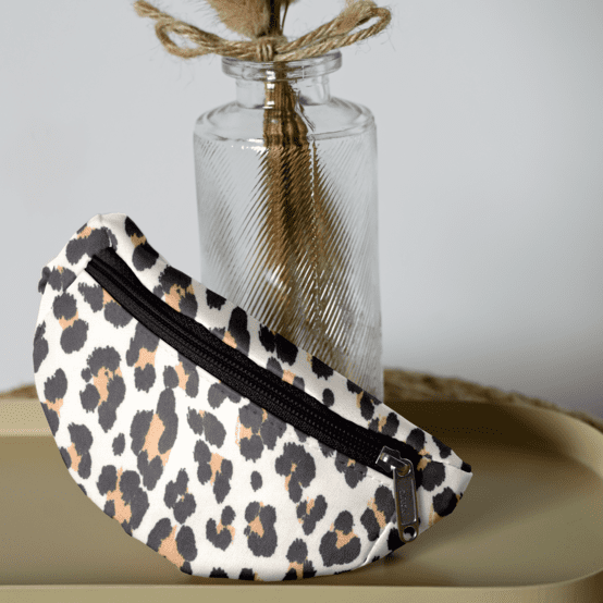 Banana wallet leopard