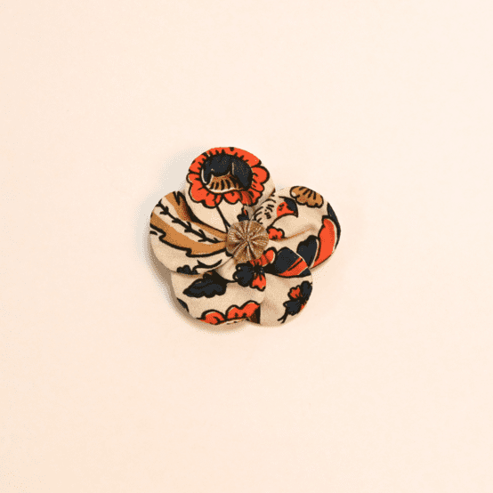 Flower petal hair slide small  plumes d'été