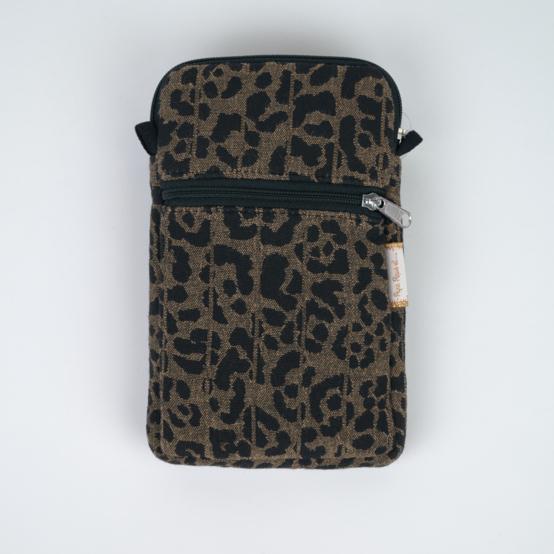 Quilted phone pocket mocha quilted leopard