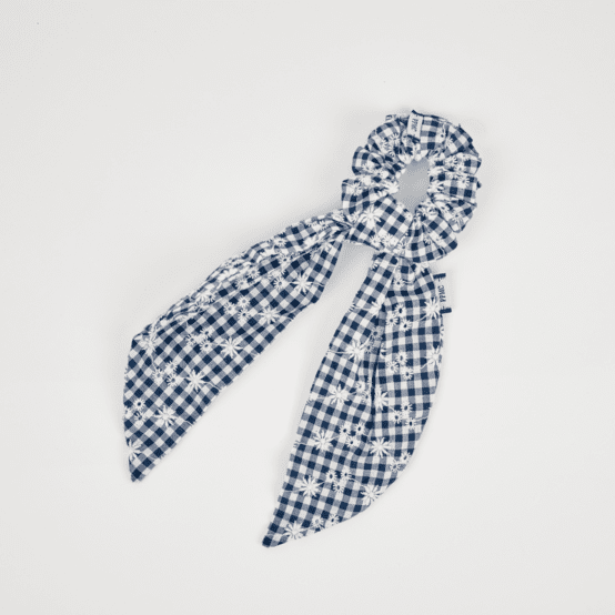 Short tail scrunchie navy embroidered gingham