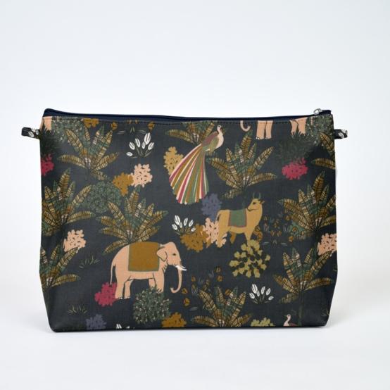 Cosmetic bag with flap eden indien