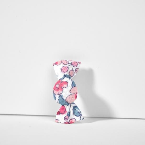 Mini sweet hairslide rose grenadine