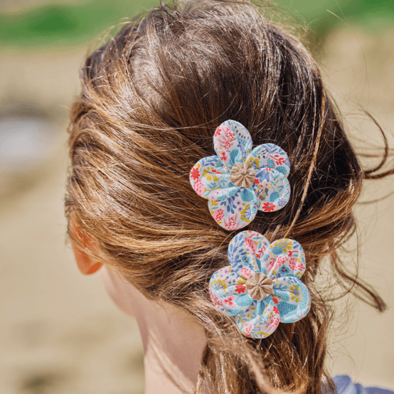 Flower petal hair slide small  champêtre bleuté