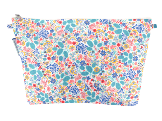 Cosmetic bag with flap champêtre bleuté