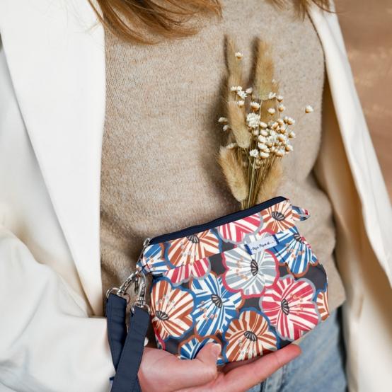 Mini Pleated clutch bag anémones rayées
