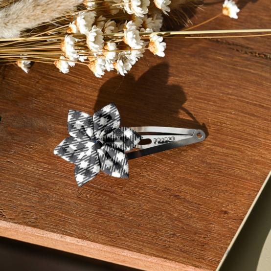 Star flower hairclip vichy noir