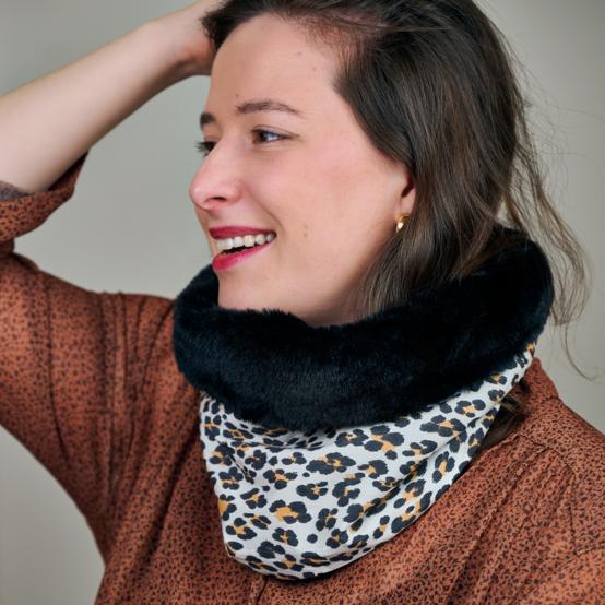 Adult Fur scarf snood leopard