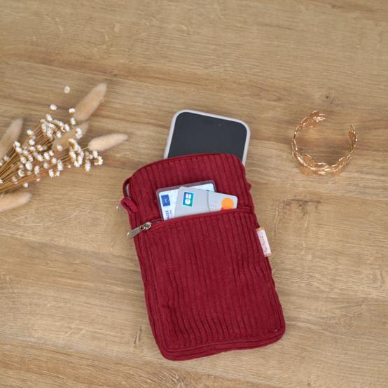 Quilted phone pocket burgundy large corduroy