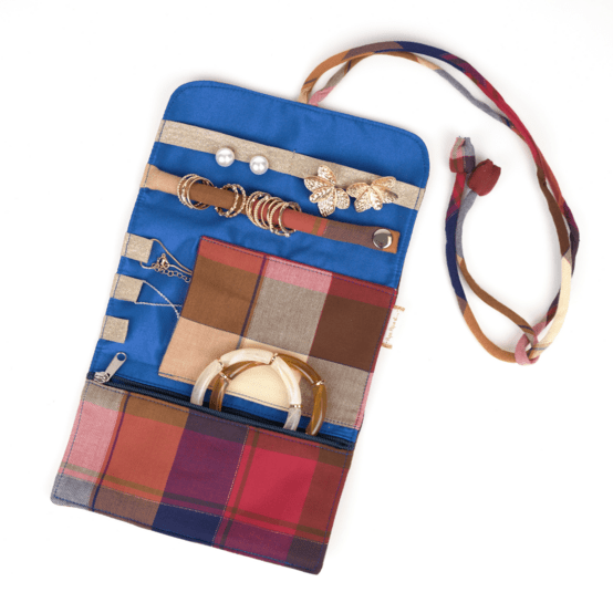 Jewelry pouch ruby lurex tartan